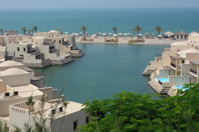 The Cove Rotana Resort Ras Al Khaimah (Alexander Mirschel)  Copyright 
Información sobre la licencia en 'Verificación de las fuentes de la imagen'